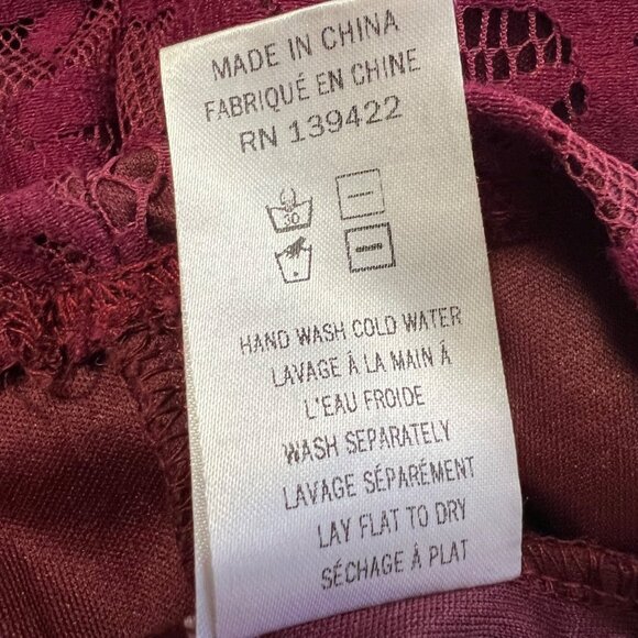 Tobi Womens My Lace Or Yours Bodycon Mini Dress Burgundy Long Sleeves size Small - Picture 10 of 12